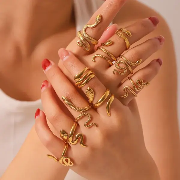 Wholesale 304 Stainless Steel Snake PVD Coated 18K Gold Plated 18K Real Gold Plated Real Gold Plated Hip-Hop Exaggerated Cool Style Waterproof Non Tarnish Plating Gold Open Rings