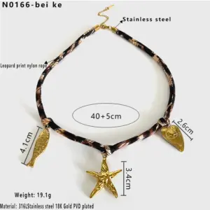 Gold Starfish Small Fish Love Three Pendant Necklace / One Size