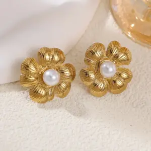 Gold / Average Size / Flower