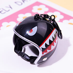 6.5cm big helmet-black shark / With lobster clasp