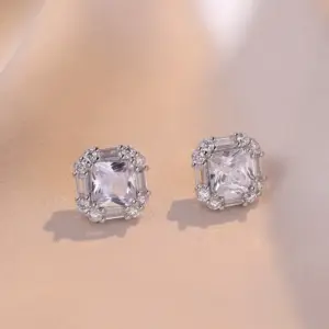 E0661 Square Diamond Earrings