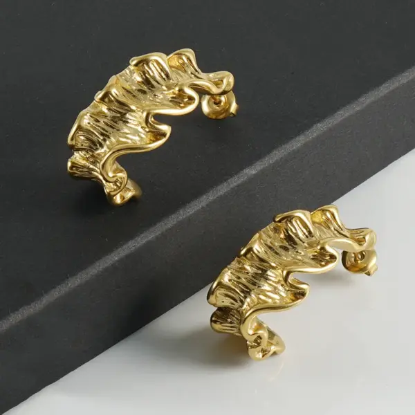 Wholesale PVD Coated 18K Gold Plated C Shape Irregular Stainless Steel Classical Simple Style Waterproof Non Tarnish Ear Studs