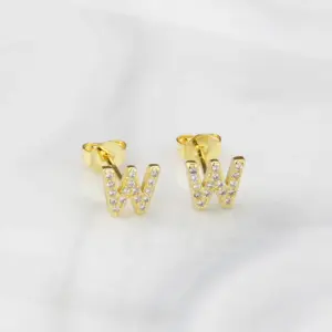 Gold / Letter W