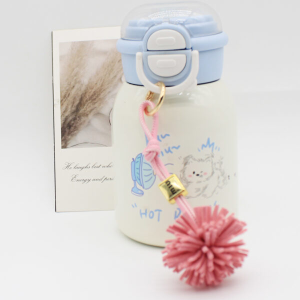 Wholesale Retro-colored tassel sneaker charm, bag charm, keychain, cup charm