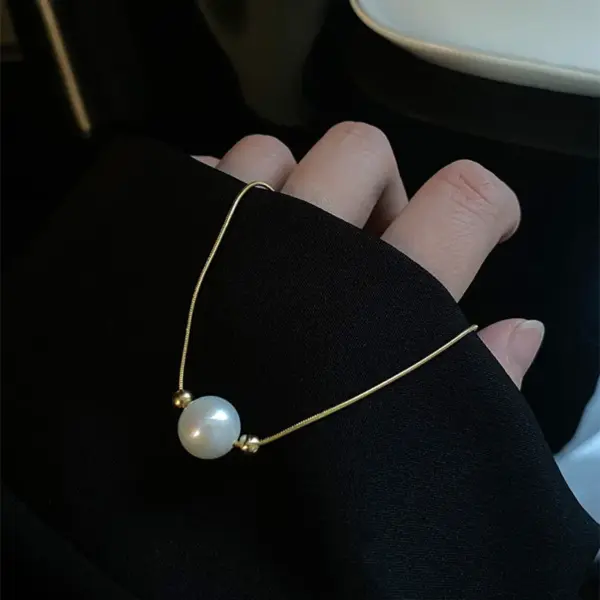 PVD Coated Real Gold Plated 18K Gold Solid Color 304 Stainless Steel Simple Style Waterproof Non Tarnish 304 Stainless Steel Necklace