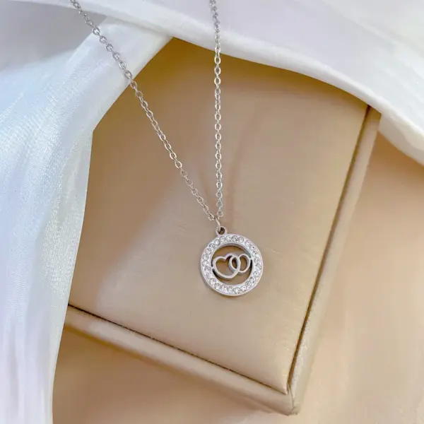 Wholesale PVD Coated Real Gold Plated Heart Shape Stainless Steel Basic Sweet Classic Style Waterproof Non Tarnish Titanium Steel Pendant Necklace