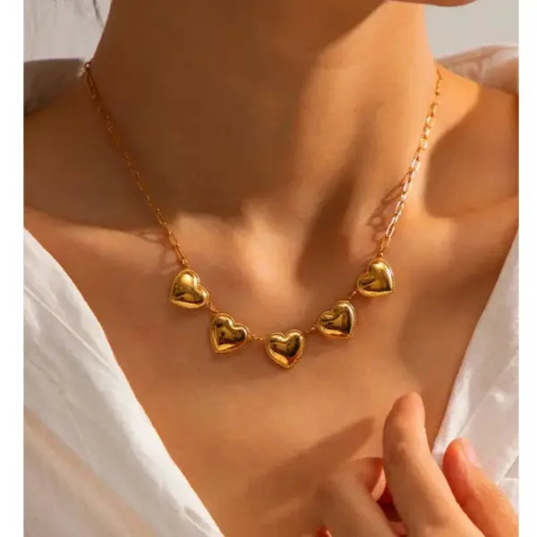 PVD Coated Real Gold Plated Heart Shape 304 Stainless Steel Simple Style Waterproof Non Tarnish Surgical Steel Plating Lobster Trigger Clasp Closure Long Necklace