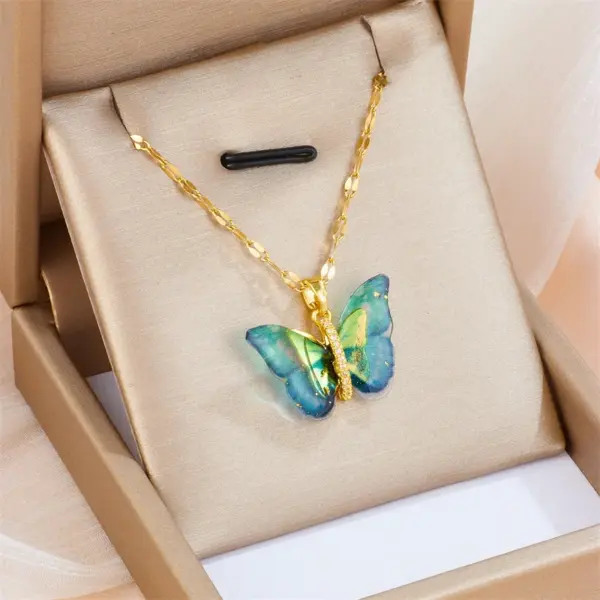 Wholesale 304 Stainless Steel Butterfly Vacuum Plating Artificial Gemstones 18K Real Gold Plated Sweet Inlay Pendant Necklace