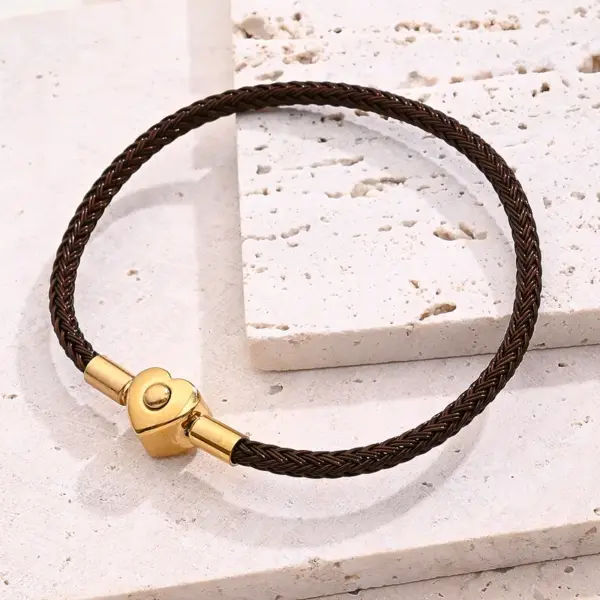 Casual Simple Style Classic Style Simple Solid Color 304 Stainless Steel Wire Rope 18K Gold Plated Bracelets In Bulk