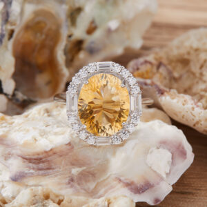 Natural citrine 10*12 white gold