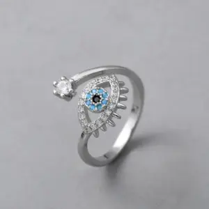 Q-J068 White Gold / Adjustable Opening