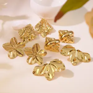 Wholesale 1 Pair Elegant French Style Sweet Geometric Flower 304 Stainless Steel Imitation Gold Electroplating Ear Studs
