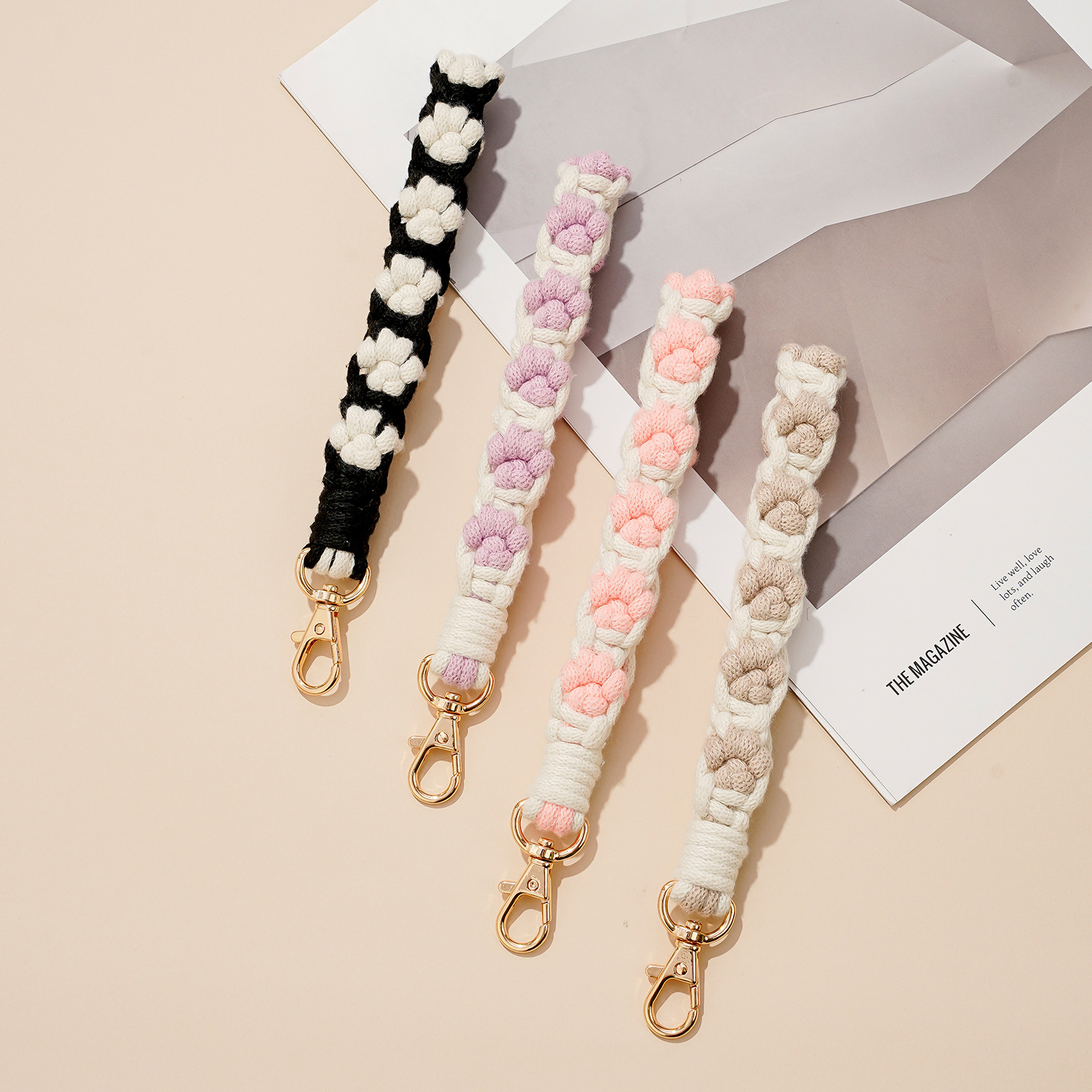 Wholesale creative cat claw hand woven wrist strap pendant aessories