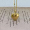 Wholesale Fashionable and Simple One-Piece Necklace for Women, Pink Queen Shell Heart Pendant, Niche High-End Design Clavicle Chain