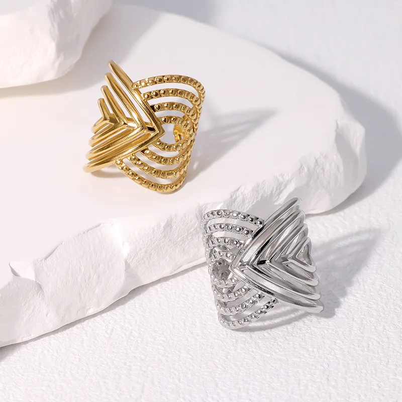Wholesale PVD Coated Real Gold Plated 18K Gold Geometric 304 Stainless Steel Retro Exaerated Punk Waterproof Non Tarnish Open Rings
