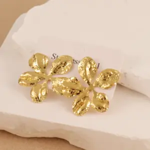 Gold / Average Size / Style 117