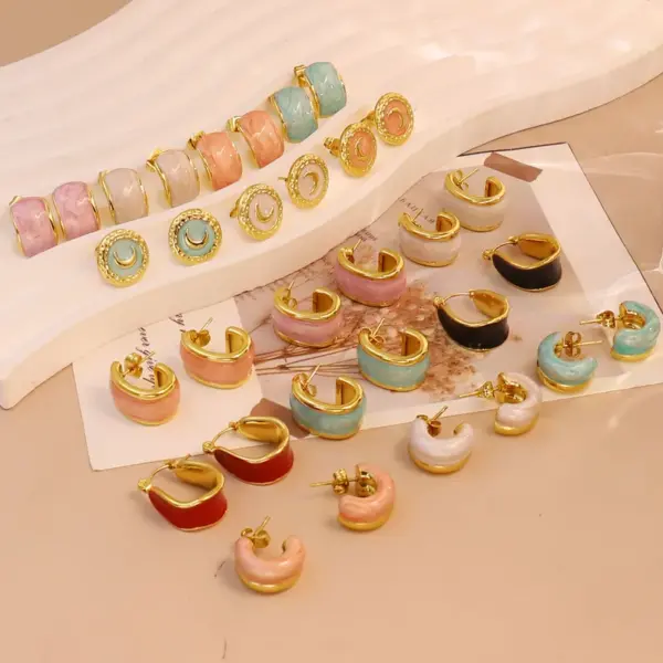 Wholesale 1 Pair Simple Style C Shape Round 304 Stainless Steel 18K Gold Plated Earrings Ear Studs