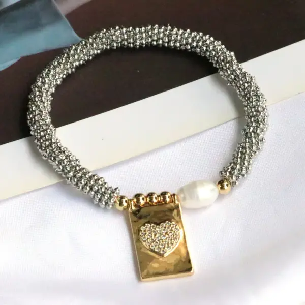 Wholesale Vintage Style Luxurious Cross Star Heart Shape Copper 18k Gold Plated Zircon Bracelets In Bulk