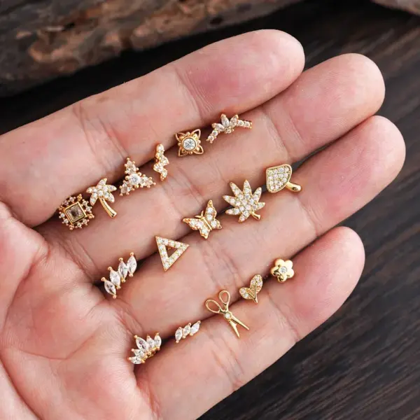 Wholesale Fashionable Simple Stainless Steel Zircon Earrings Creative Fashion Gold Plated 08*6*4mm Unisex Punk Style Animal Zodiac Heart Knot