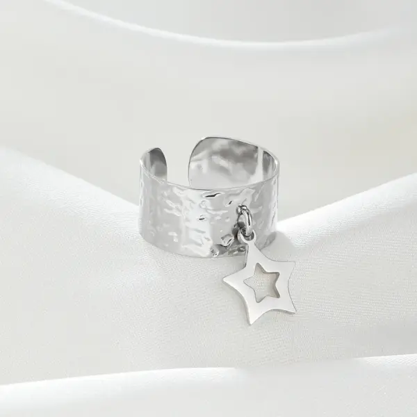Wholesale 304 Stainless Steel Star PVD Coated 14K Gold Plated 18K Gold Plated Simple Style Waterproof Non Tarnish Gold Charm Rings