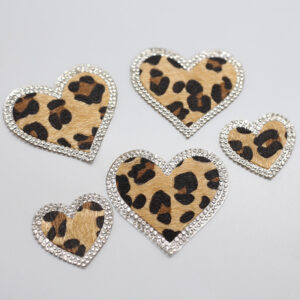 Wholesale Love Leopard Rhinestone Patch Cloth Sticker Adhesive Hot illing Heart-shaped DIY Clothing Bag Shoes and Socks Repair Decoration Hot awing