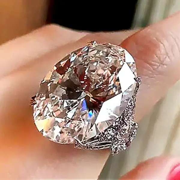 Wholesale New Super Large Oval Zircon Women's Ring Simple Copper Ring Hand Jewelry