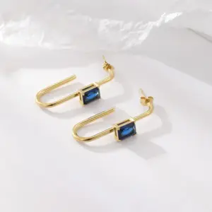 14K Gold Blue Diamond