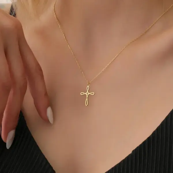 Wholesale 304 Stainless Steel Cross Ion Plating (IP) 18K Real Gold Plated Classical Basic Bohemian Waterproof Non Tarnish Cable Chain Pendant Necklace