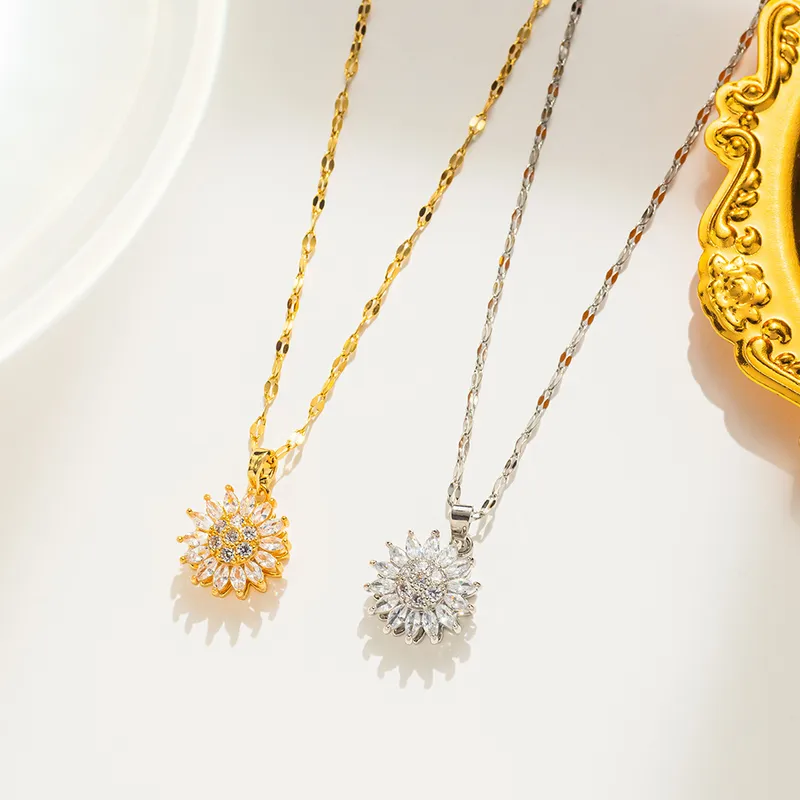 Wholesale PVD Coated Real Gold Plated Flower Stainless Steel Sweet Waterproof Non Tarnish Pendant Necklace