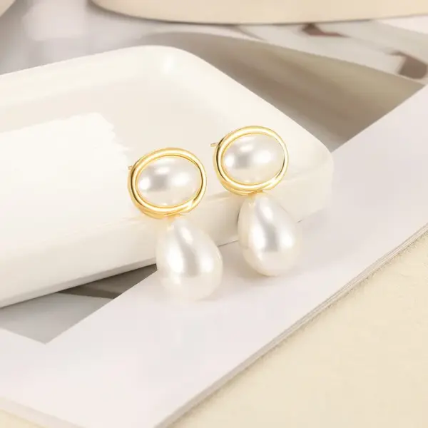 Wholesale 304 Stainless Steel Star Flower Bow Knot PVD Coated Imitation Pearl Zircon 18K Real Gold Plated Elegant Classic Style Waterproof Non Tarnish Ear Studs