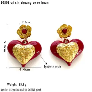 Red love heart earrings / Average Size
