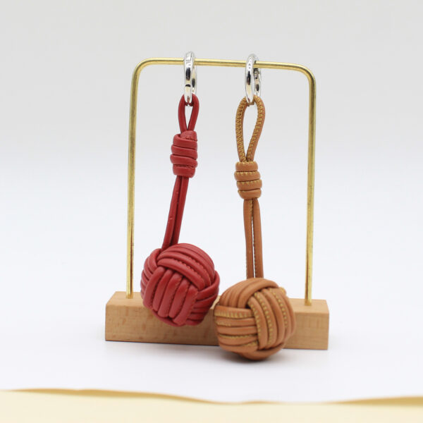 Wholesale Autumn/Winter PU Leather Rope Hand-woven Ball Bag Charm Phone Charm Instagram