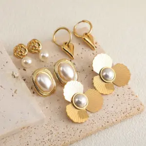 Wholesale Niche Temperament Design Flower Fan-Shaped Pearl Stud Earrings Irregular With Personality Earrings