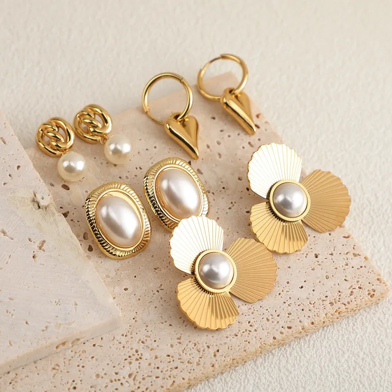 Wholesale Niche Temperament Design Flower Fan-Shaped Pearl Stud Earrings Irregular With Personality Earrings