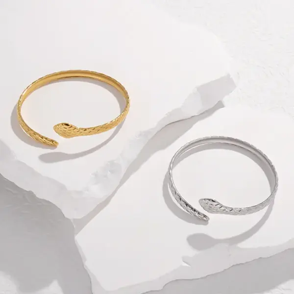 Wholesale Fashion Snake 304 Stainless Steel 18K Gold Plated Stainless Steel Bracelets In Bulk