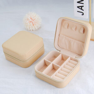Beige; 10*10*5cm