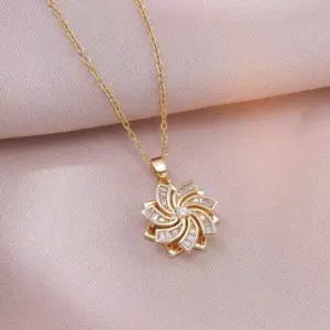 X2843 Gold Flower Rotating Necklace