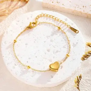 7746 Heart Bracelet / Gold
