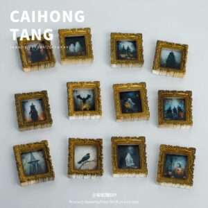 Wholesale Miniature resin gold ghost photo frame art ornament, DIY refrigerator magnet, creative earrings, hair clips, jewelry accessories