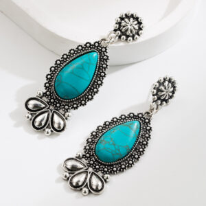 Water drop earrings