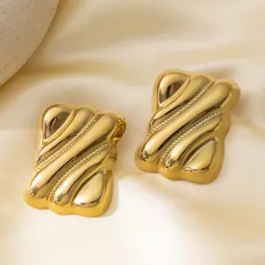 【XKE0267】Rectangular Textured Earrings / Gold