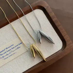 Wholesale 304 Stainless Steel Solid Color PVD Coated Real Gold Plated Simple Style Classic Style Commute Waterproof Non Tarnish Snake Chain Pendant Necklace