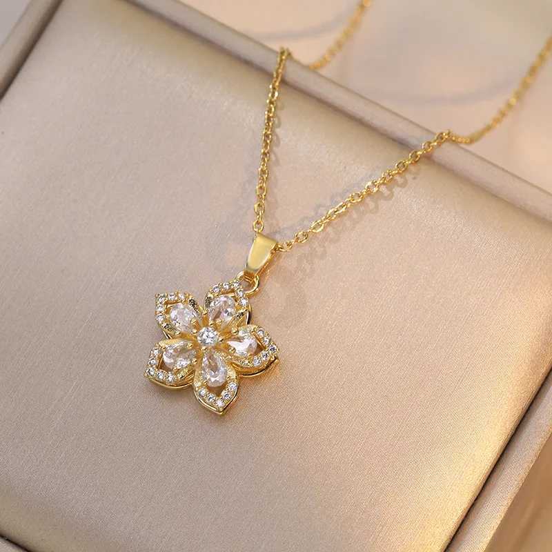 Wholesale Sweet Flower Titanium Steel Plating Inlay Pendant Necklace