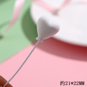 A White Love Balloon