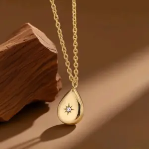 X0629-Star Water Drop-Necklace- Gold