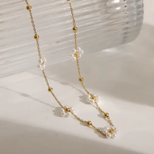 Wholesale Jewelry Retro Sweet Commute Flower 304 Stainless Steel 18K Gold Plated Necklace