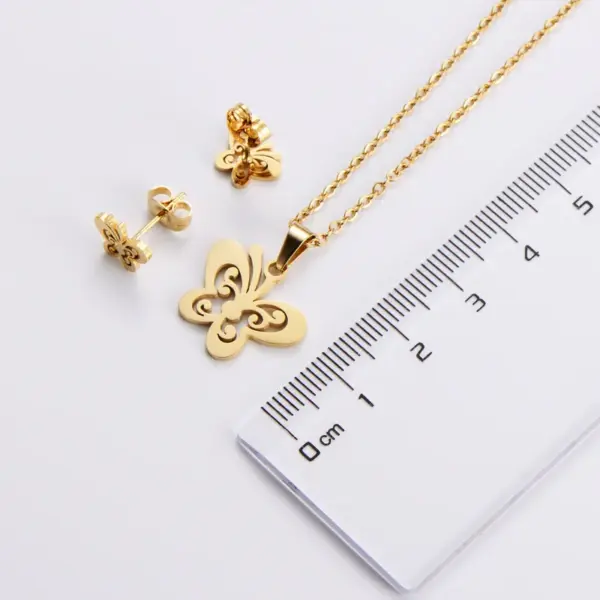 Wholesale Jewelry Simple Style Sun Heart Shape Rose 201 Stainless Steel Plating Pendant Necklace Cable Chain