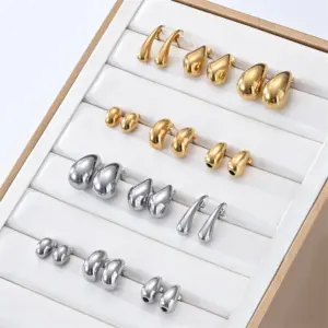 1 Pair Simple Style Geometric Plating 304 Stainless Steel 18K Gold Plated Ear Studs