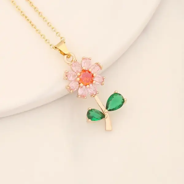 Wholesale Romantic Sweet Commute Heart Shape Flower Copper Plating Inlay 18K Gold Plated Zircon Pendant Necklace