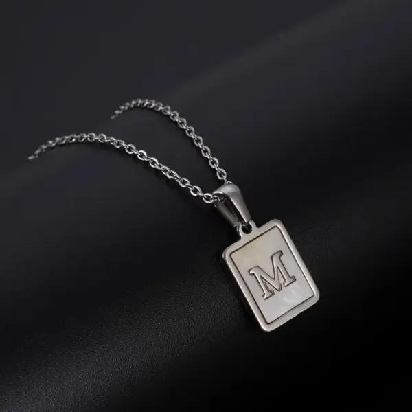 Wholesale PVD Coated 18K Gold Plated Letter Rectangle 304 Stainless Steel Titanium Steel Simple Style Waterproof Non Tarnish 304 Stainless Steel Pendant Necklace